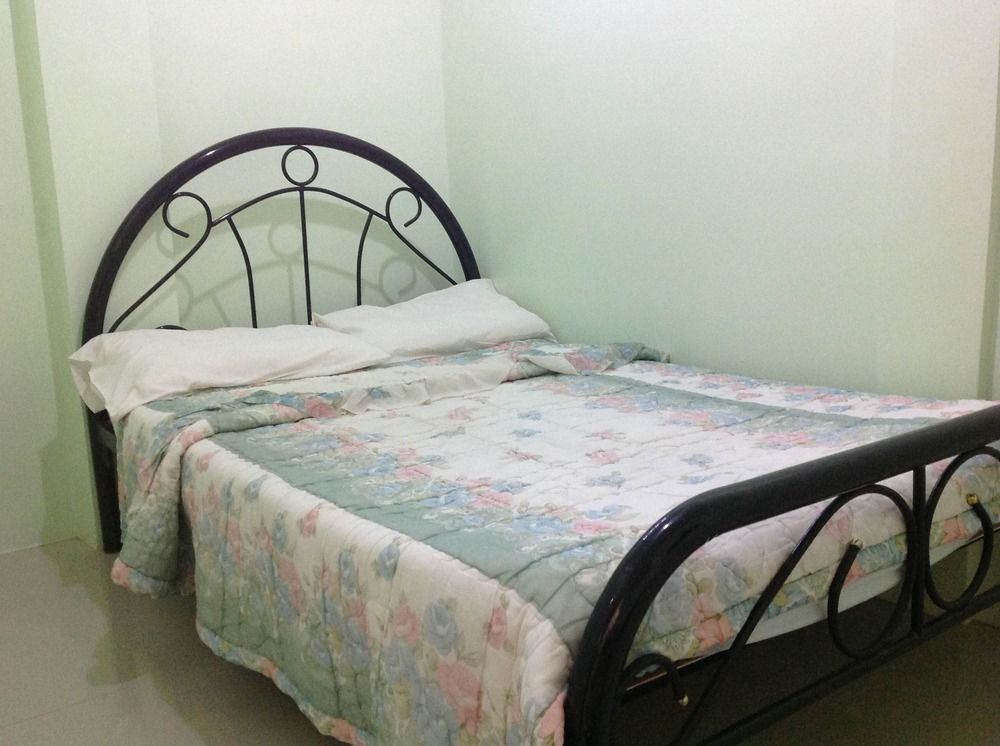 Dweller'S Pensione Iloilo City Exterior photo